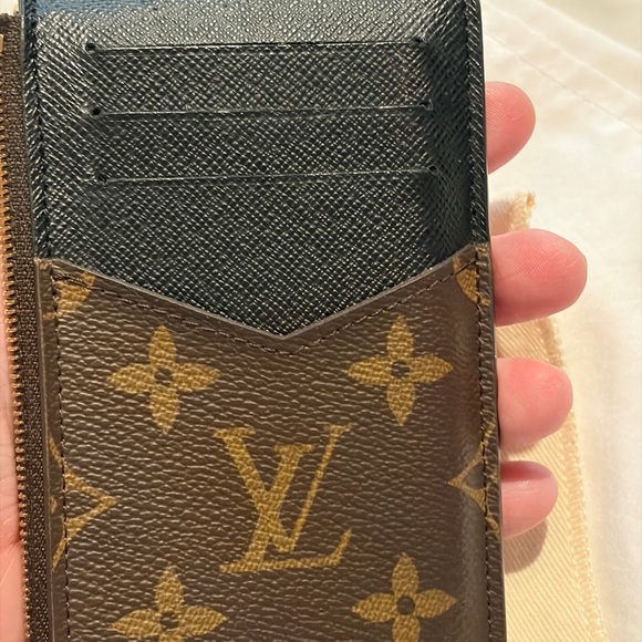 VALENTINES SALE ♥️♥️Louis Vuitton Recto versa key case - Picture 7 of 8